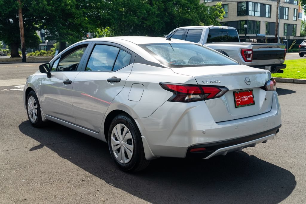 Certified 2025 Nissan Versa S w/ Trunk Package FWD image 4