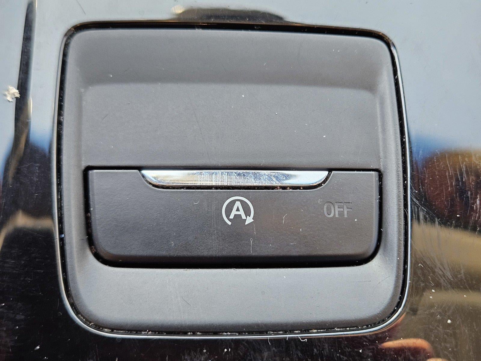 Used 2019 Ford Edge SEL w/ Equipment Group 201A FWD image 18