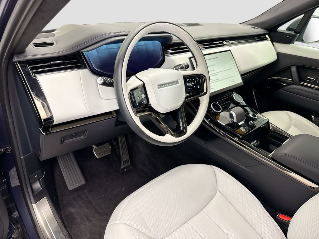 Certified 2023 Land Rover Range Rover Sport First Edition AWD/4WD image 9