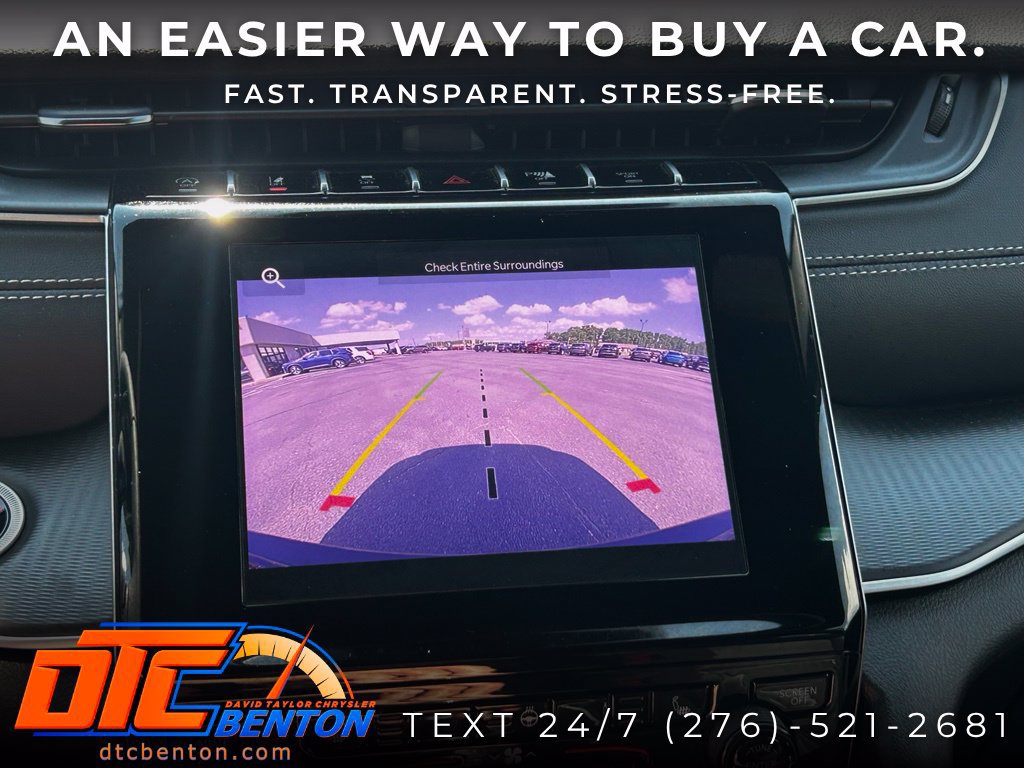 Used 2025 Jeep Grand Cherokee Altitude AWD/4WD image 21