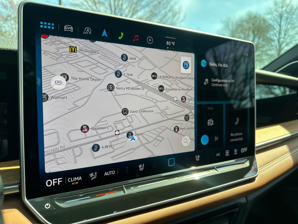 New 2026 Volkswagen Tiguan SEL R-Line AWD/4WD image 8