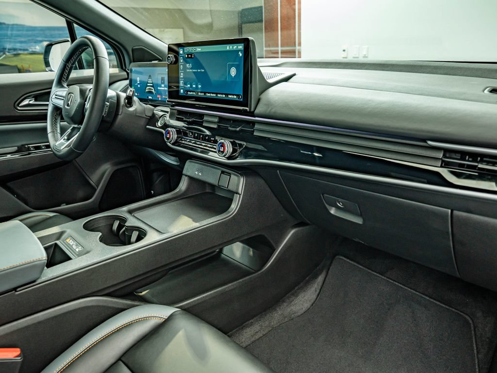 Used 2025 Honda Prologue Touring image 37