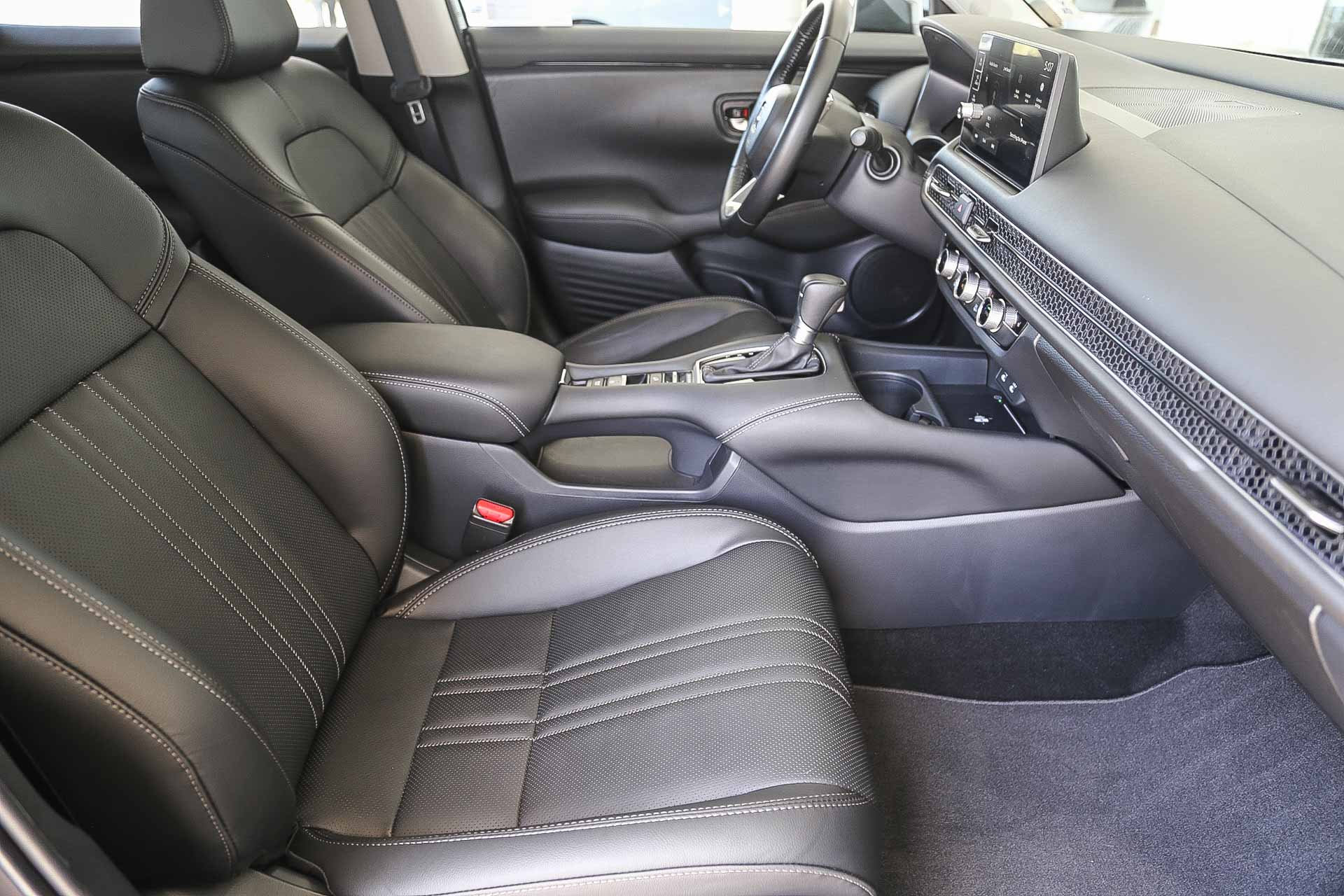 Certified 2026 Honda HR-V EX-L image 19
