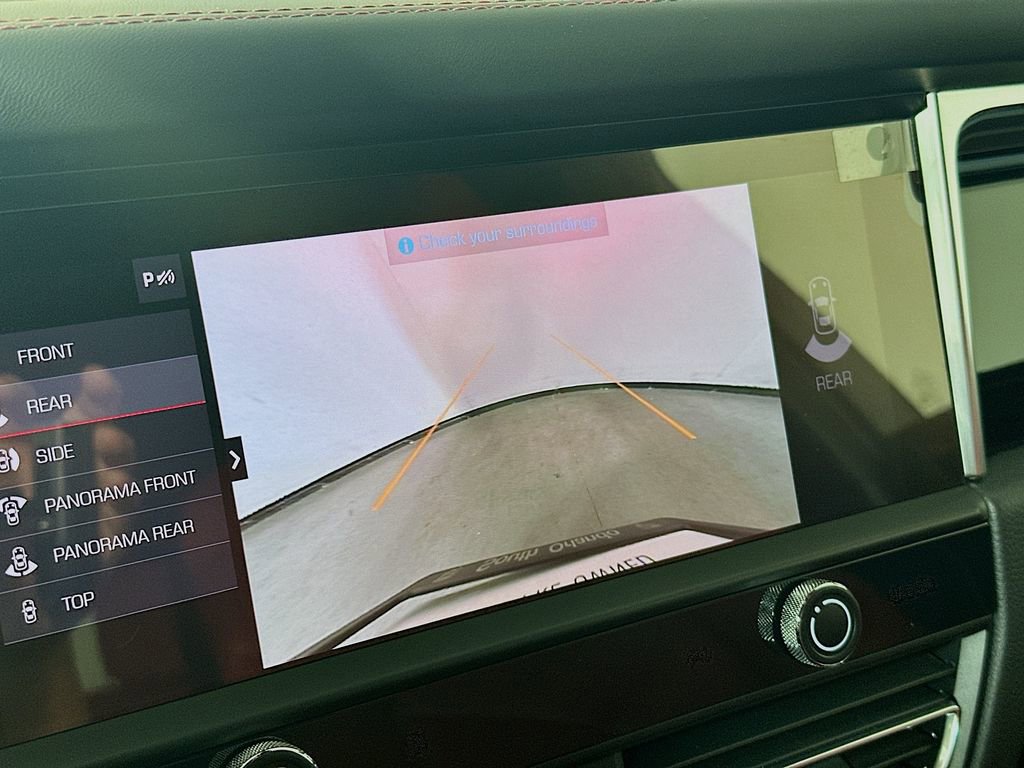 Certified 2026 Porsche Macan image 17