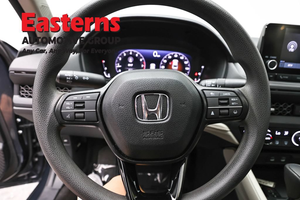 Used 2024 Honda Accord EX image 10