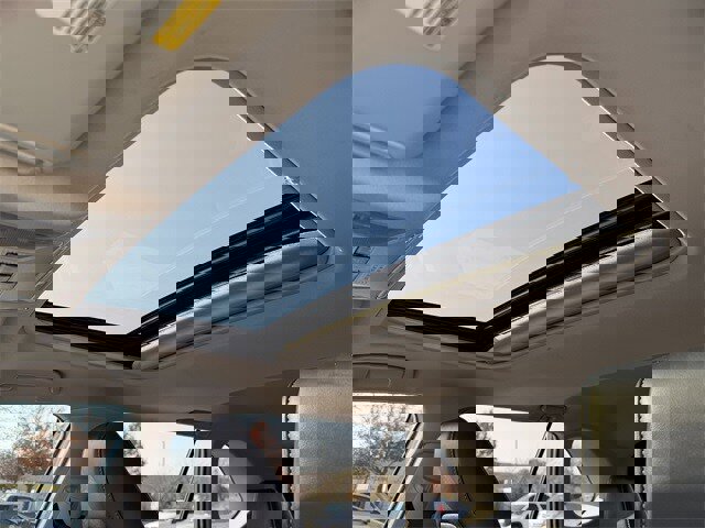 Certified 2021 Toyota RAV4 XLE Premium image 24