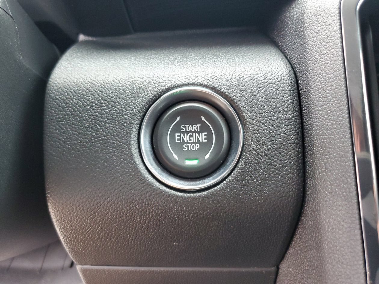 New 2026 GMC Acadia AT4 w/ Luxury Package AWD/4WD image 24