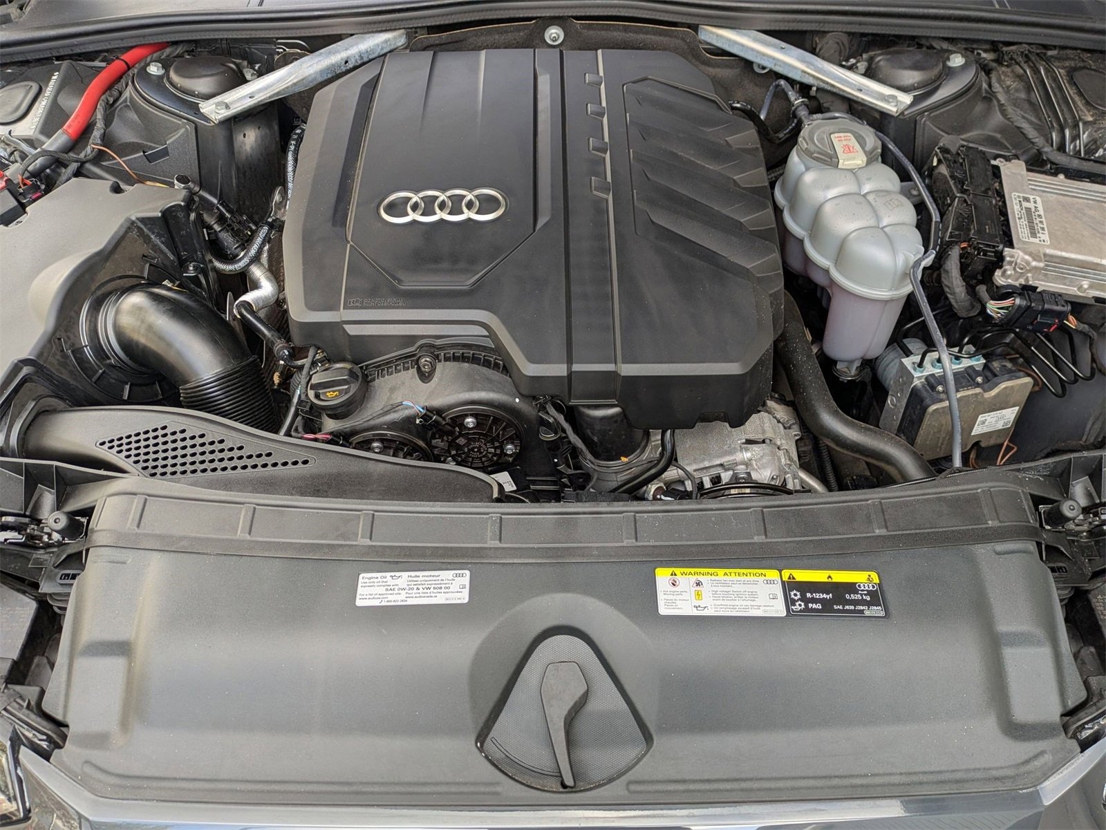 Used 2021 Audi A4 2.0T Premium w/ Convenience Package image 23