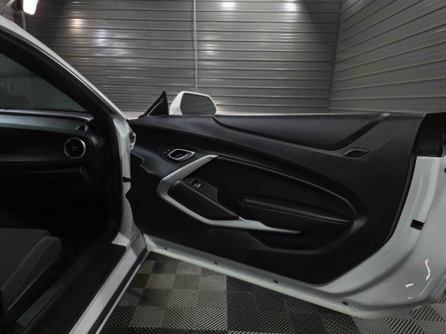 Used 2018 Chevrolet Camaro LT w/ RS Package RWD image 28