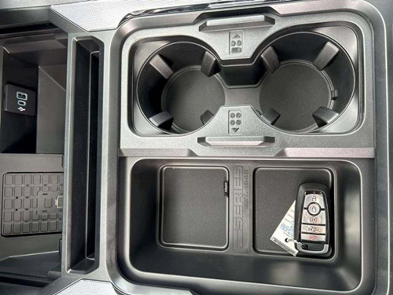 New 2024 Ford F250 Lariat w/ Lariat Ultimate Package image 23