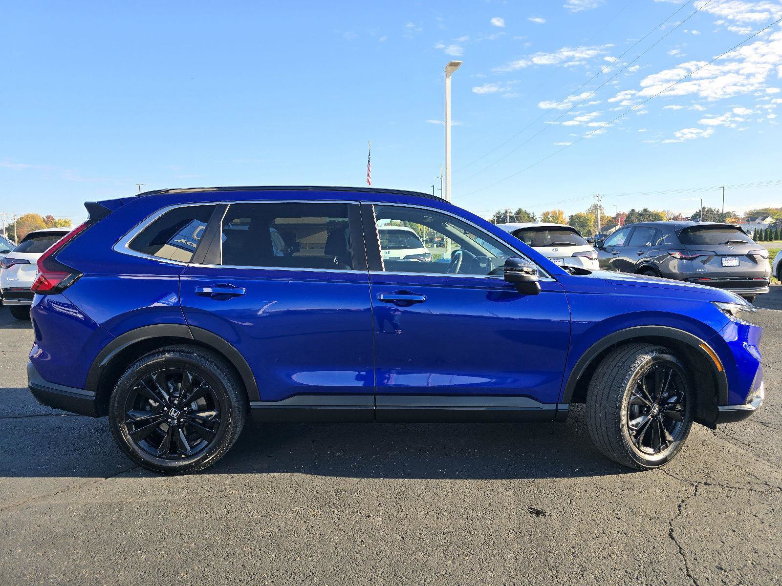 Used 2024 Honda CR-V Sport Touring image 8