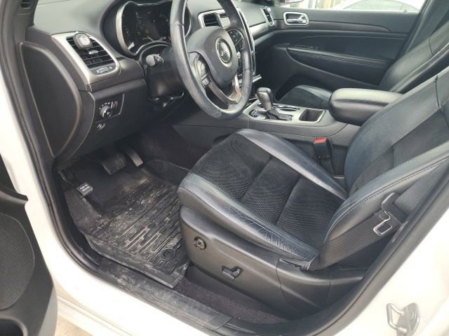 Used 2018 Jeep Grand Cherokee Altitude image 6