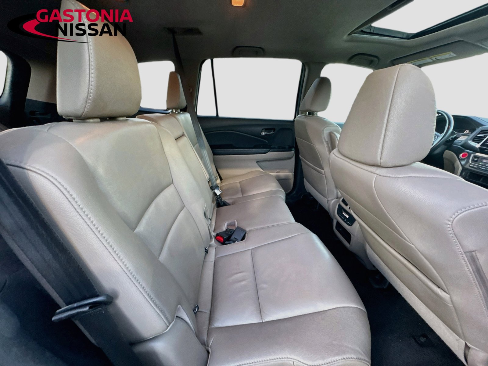 Used 2017 Honda Pilot EX-L image 37
