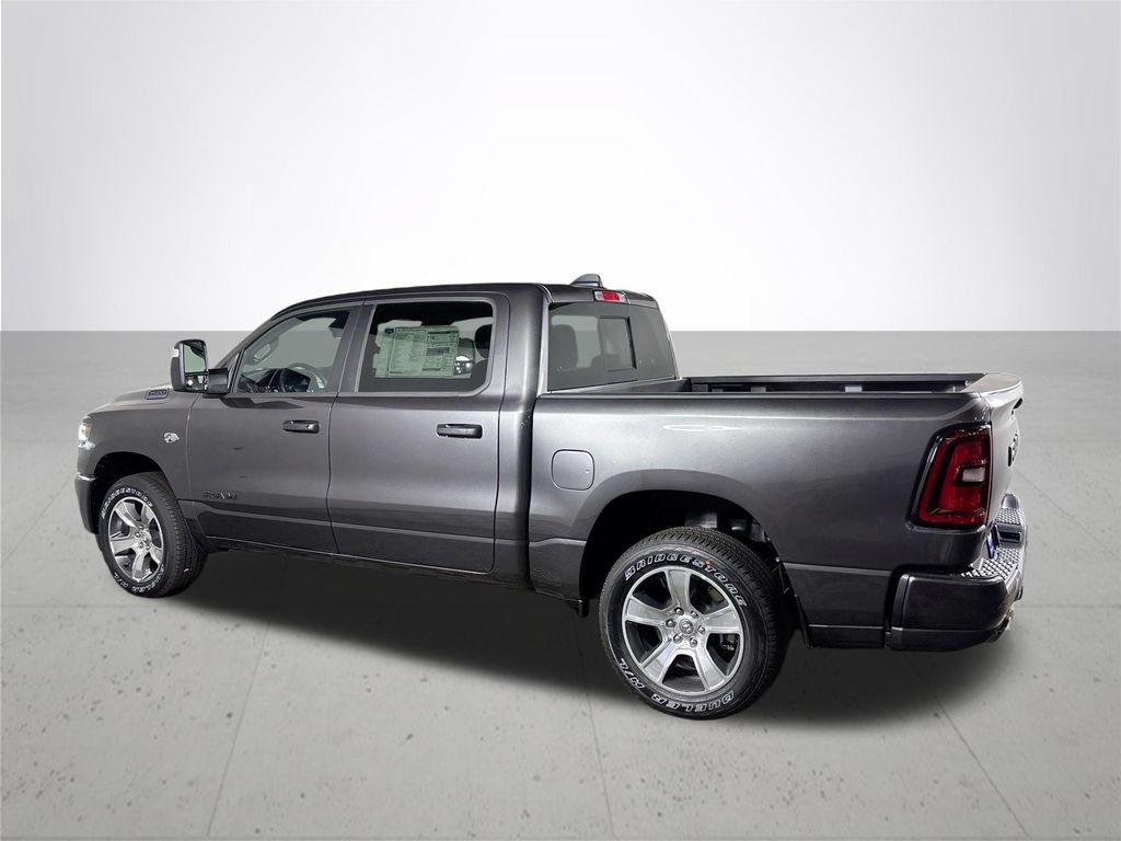 New 2026 RAM 1500 Express AWD/4WD image 8