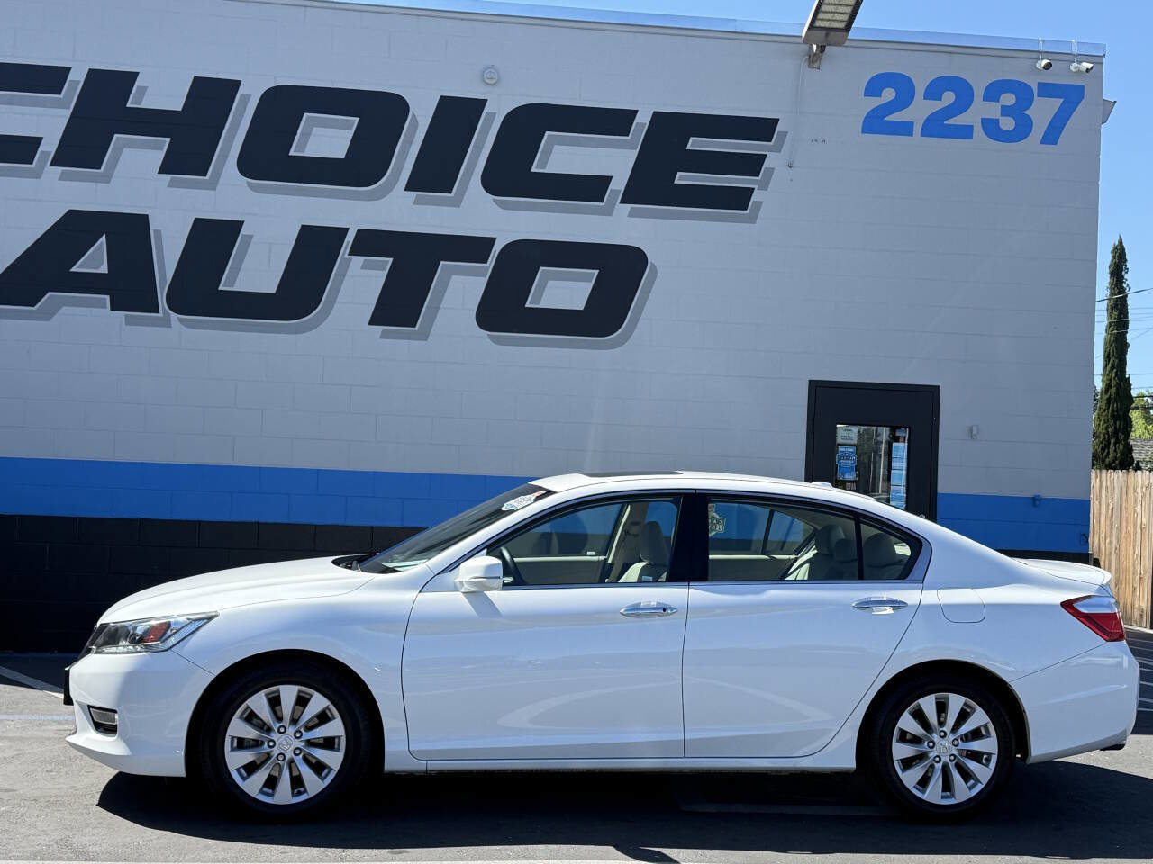 Used 2013 Honda Accord EX-L image 21