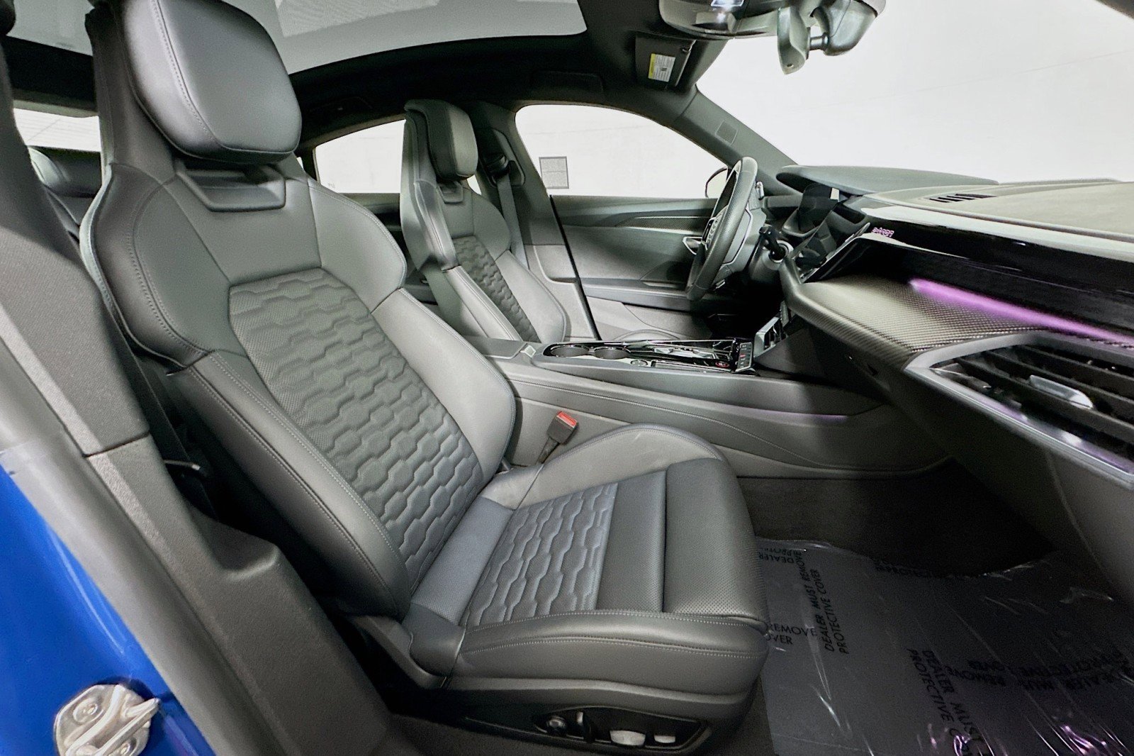 Used 2022 Audi e-tron GT Prestige w/ Prestige Package image 8