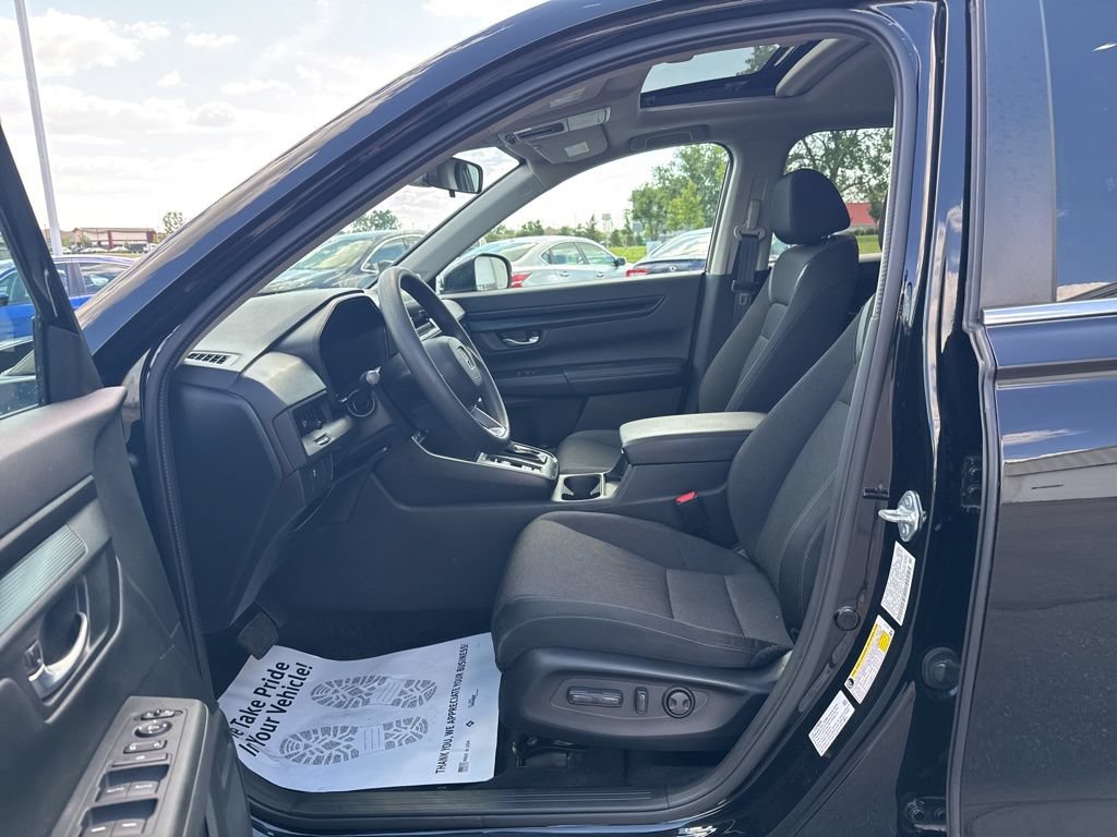 Used 2025 Honda CR-V EX image 31