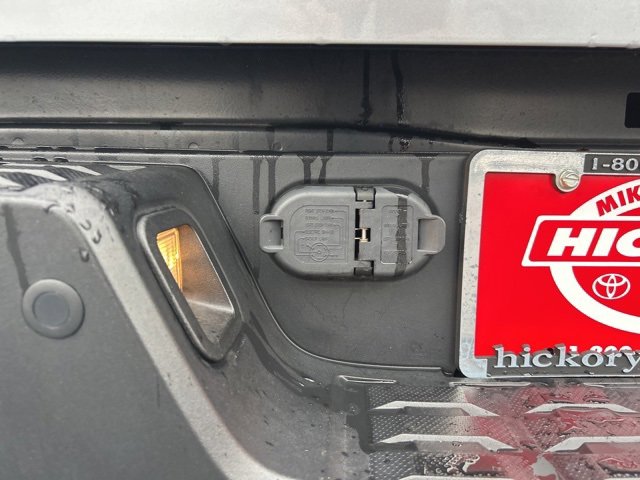 Used 2023 Toyota Tacoma TRD Sport image 7