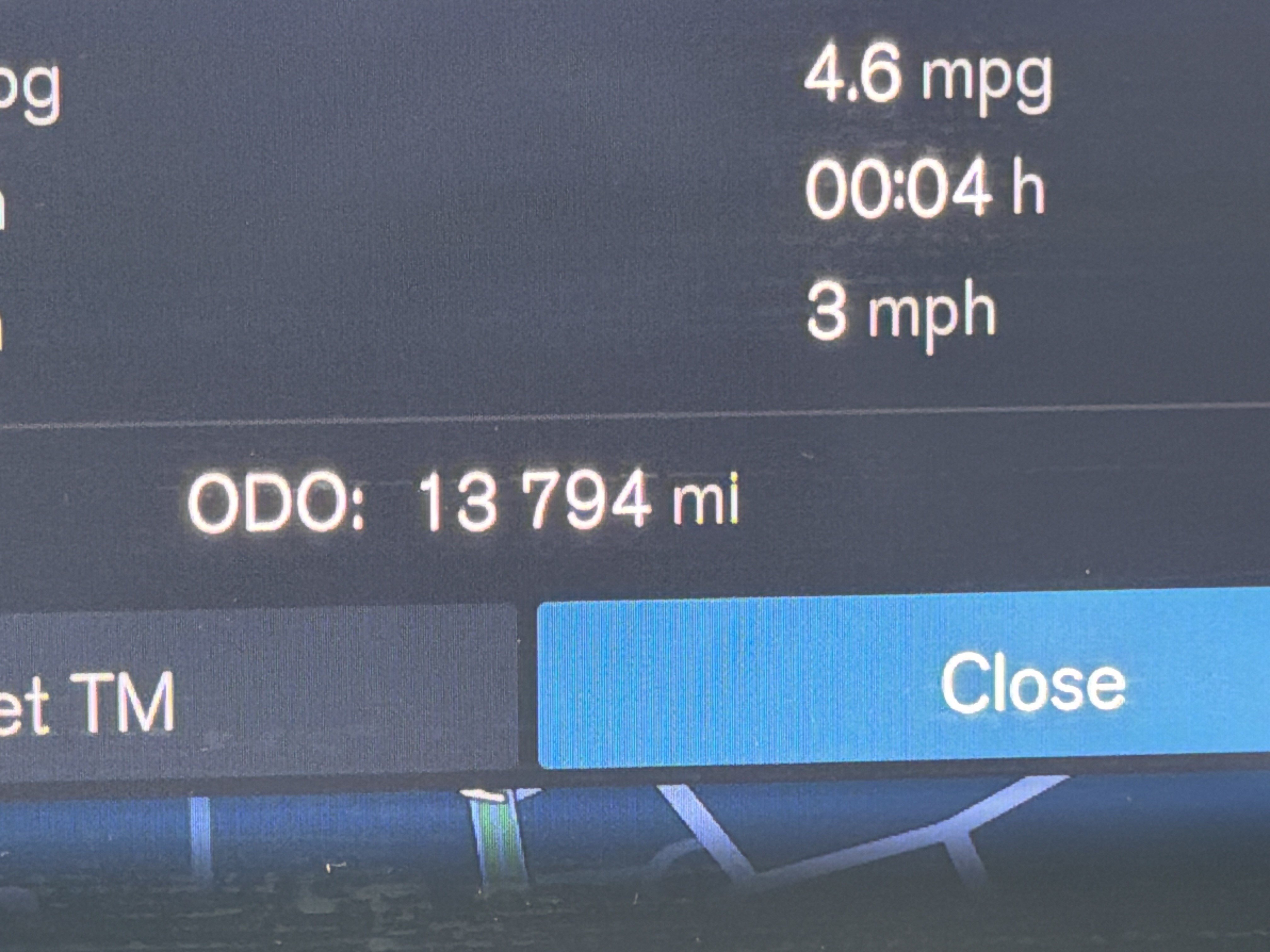Certified 2025 Volvo XC40 B5 Plus AWD/4WD image 22