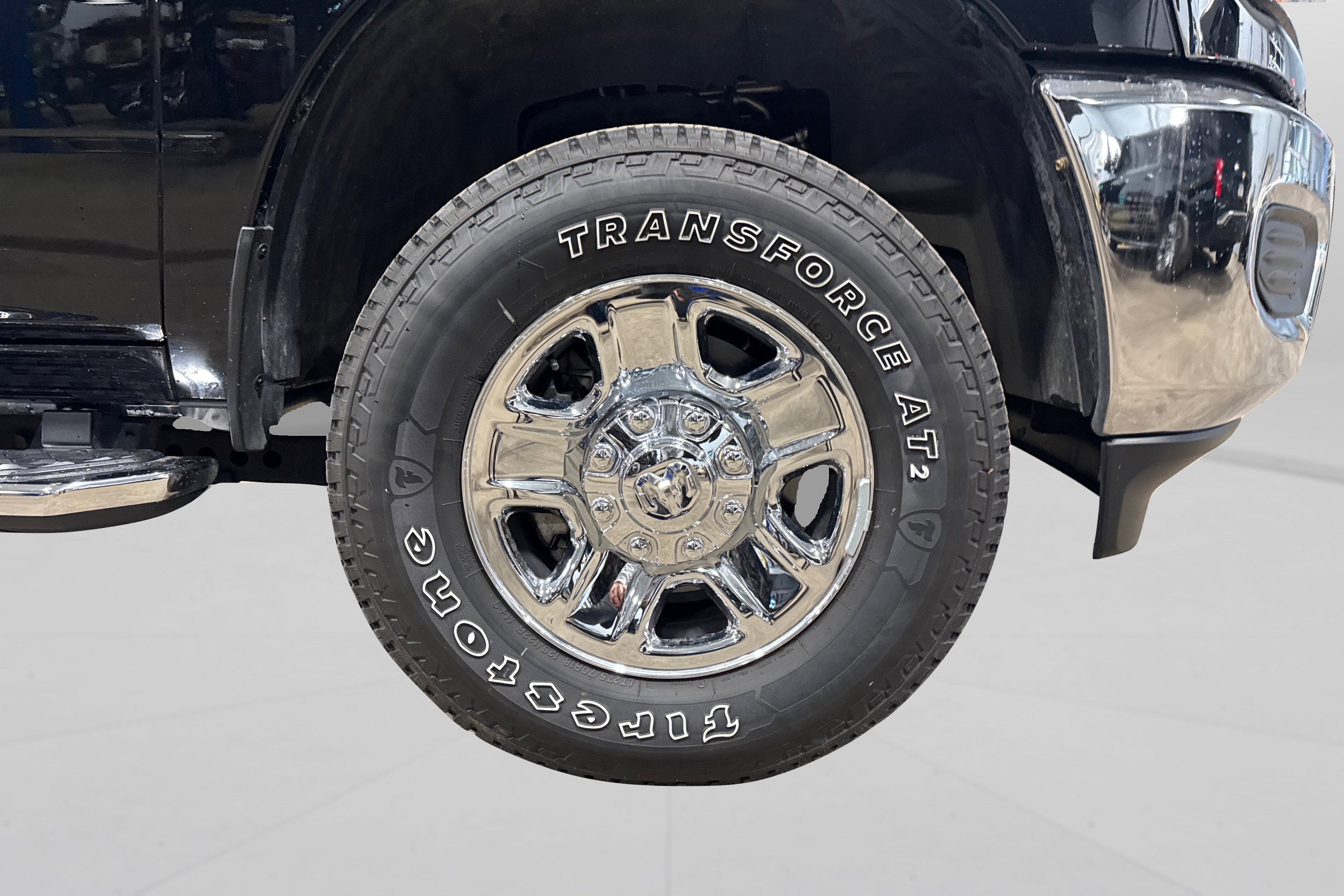 Used 2024 RAM 2500 Tradesman w/ Chrome Appearance Group image 53