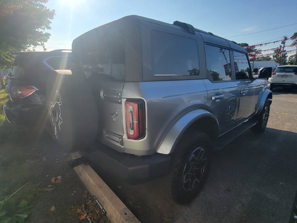 Used 2024 Ford Bronco Outer Banks AWD/4WD image 7
