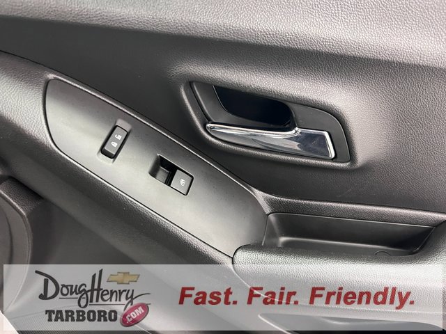 Used 2019 Chevrolet Trax LT w/ LT Convenience Package image 38