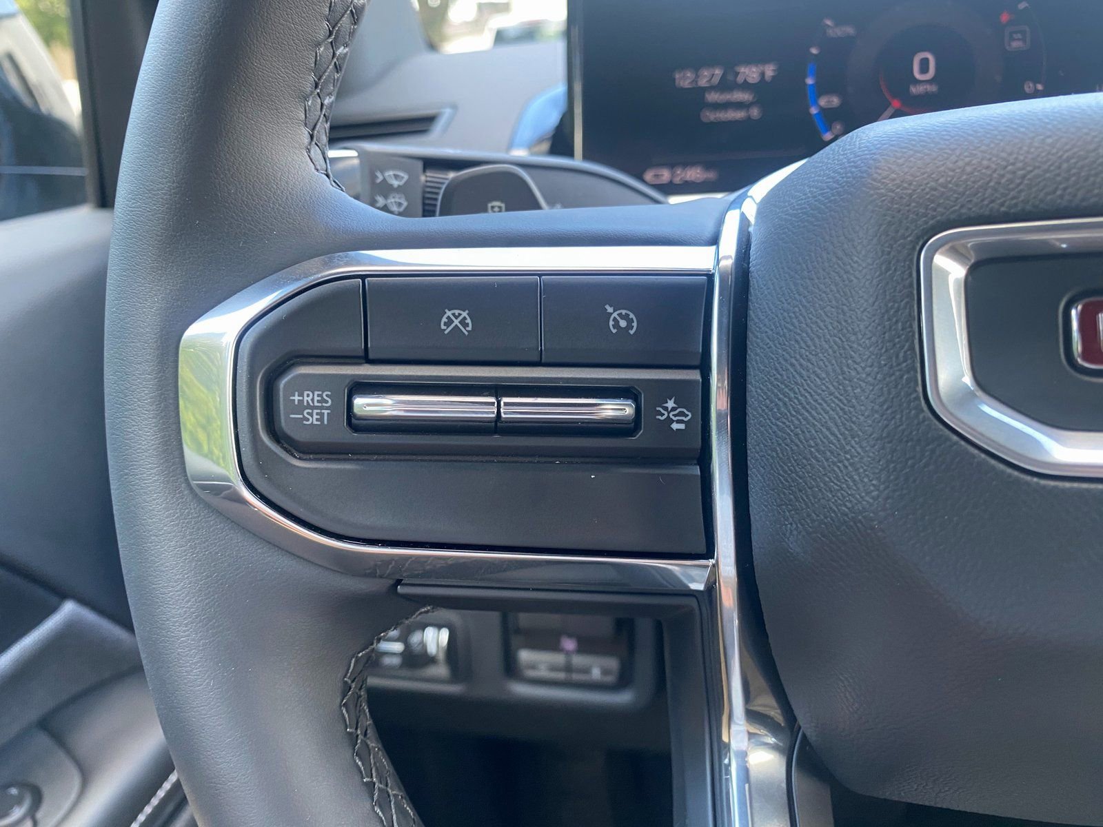 New 2026 GMC Sierra EV Elevation w/ Premium Package image 17