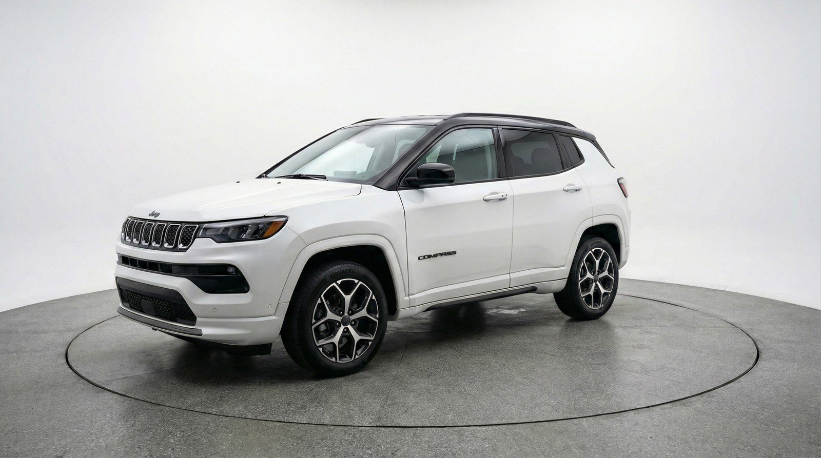 Used 2025 Jeep Compass Limited image 3