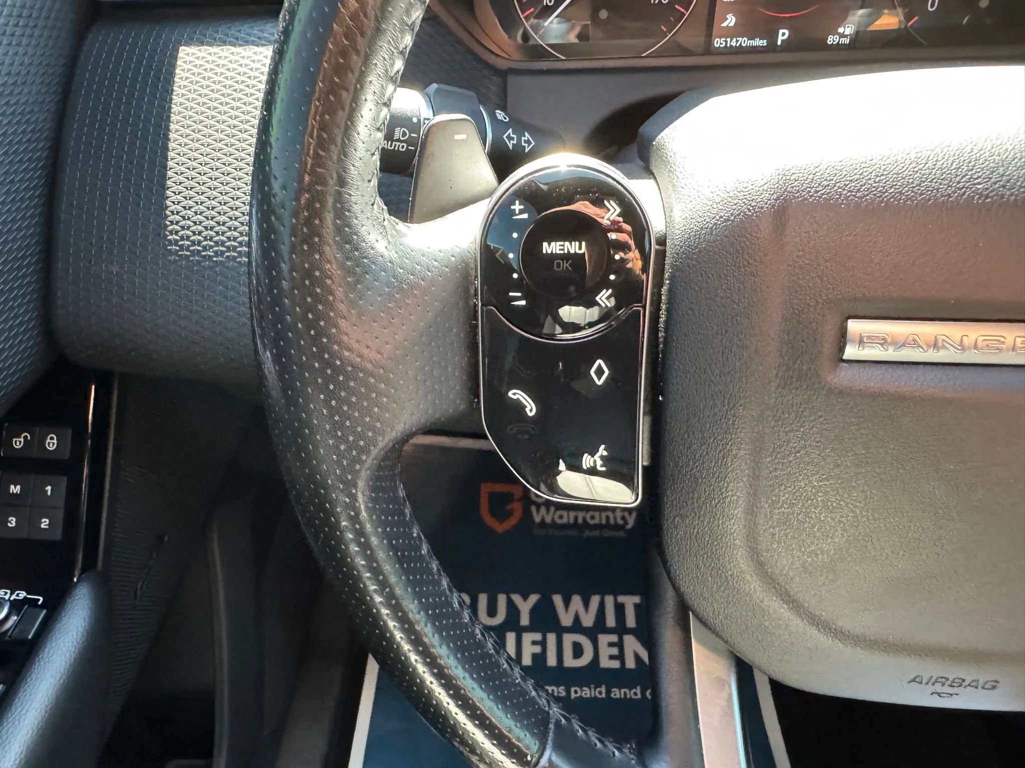 Used 2018 Land Rover Range Rover Velar S image 28