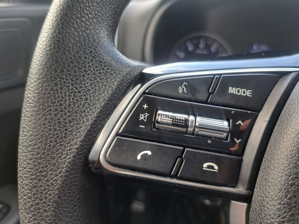 Used 2020 Kia Sportage LX image 14