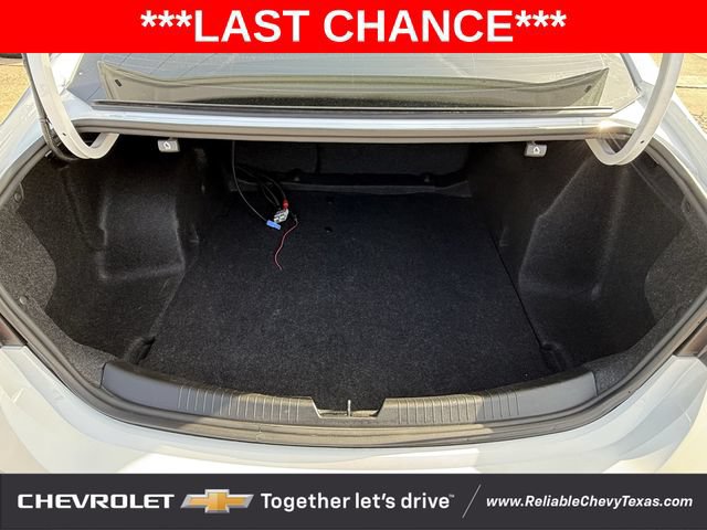 Used 2021 Chevrolet Malibu LS w/ Driver Confidence Package II FWD image 28