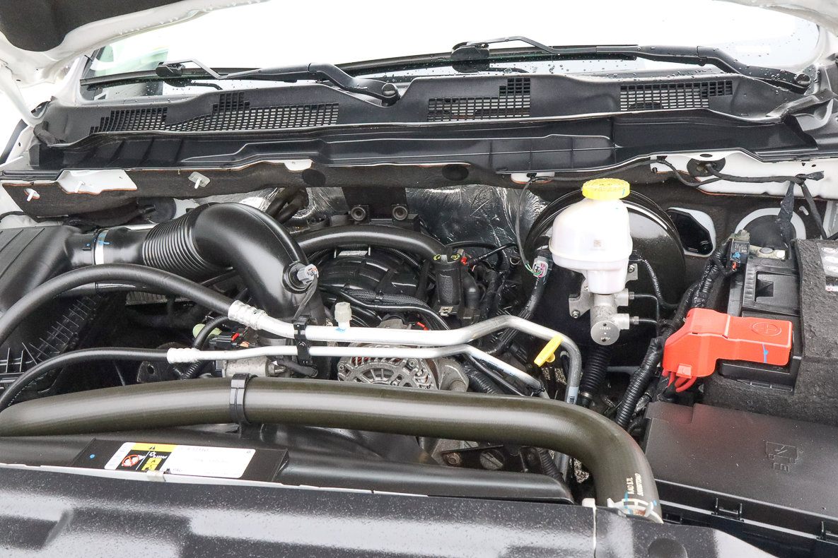 Used 2020 RAM 1500 Classic SLT AWD/4WD image 18