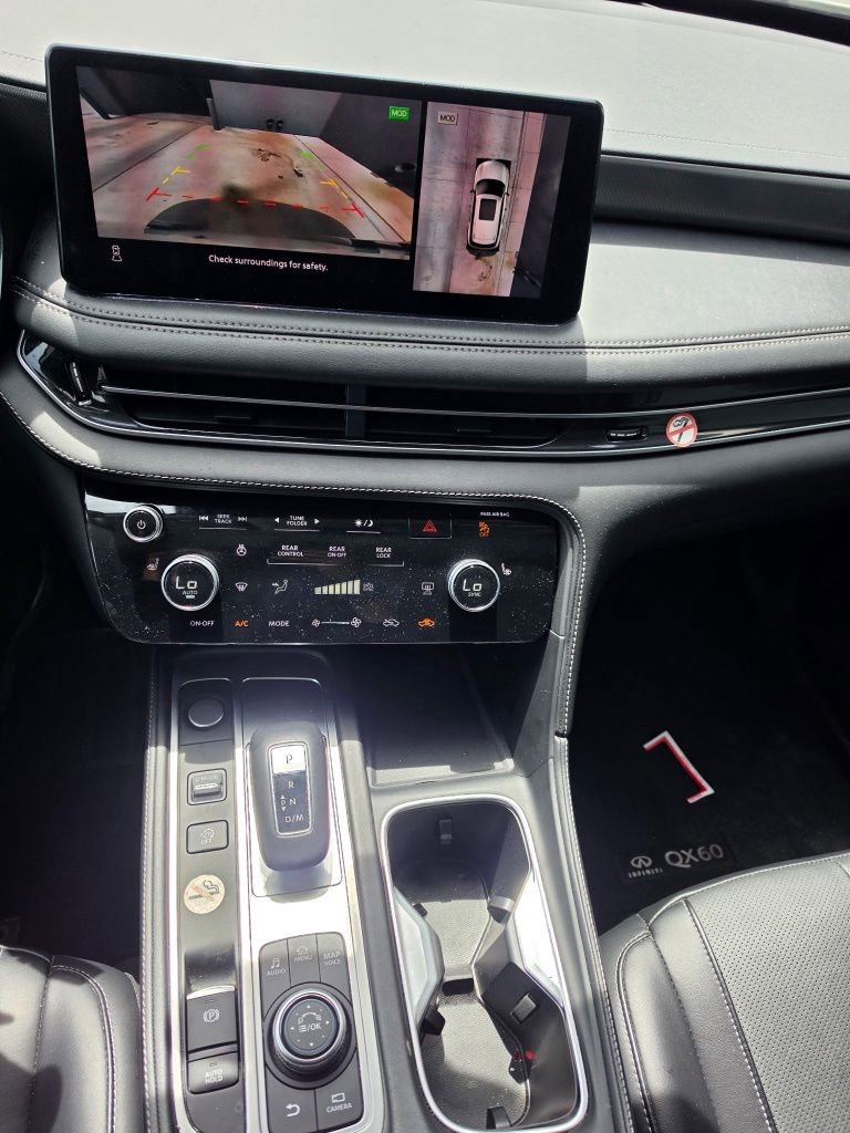 Used 2024 INFINITI QX60 Luxe AWD/4WD image 12