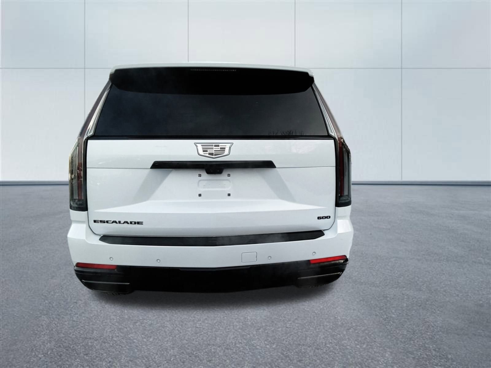 Used 2026 Cadillac Escalade Platinum Sport w/ LPO, ONYX Package image 4