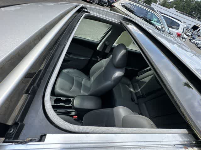 Used 2013 Hyundai Elantra Limited FWD image 6