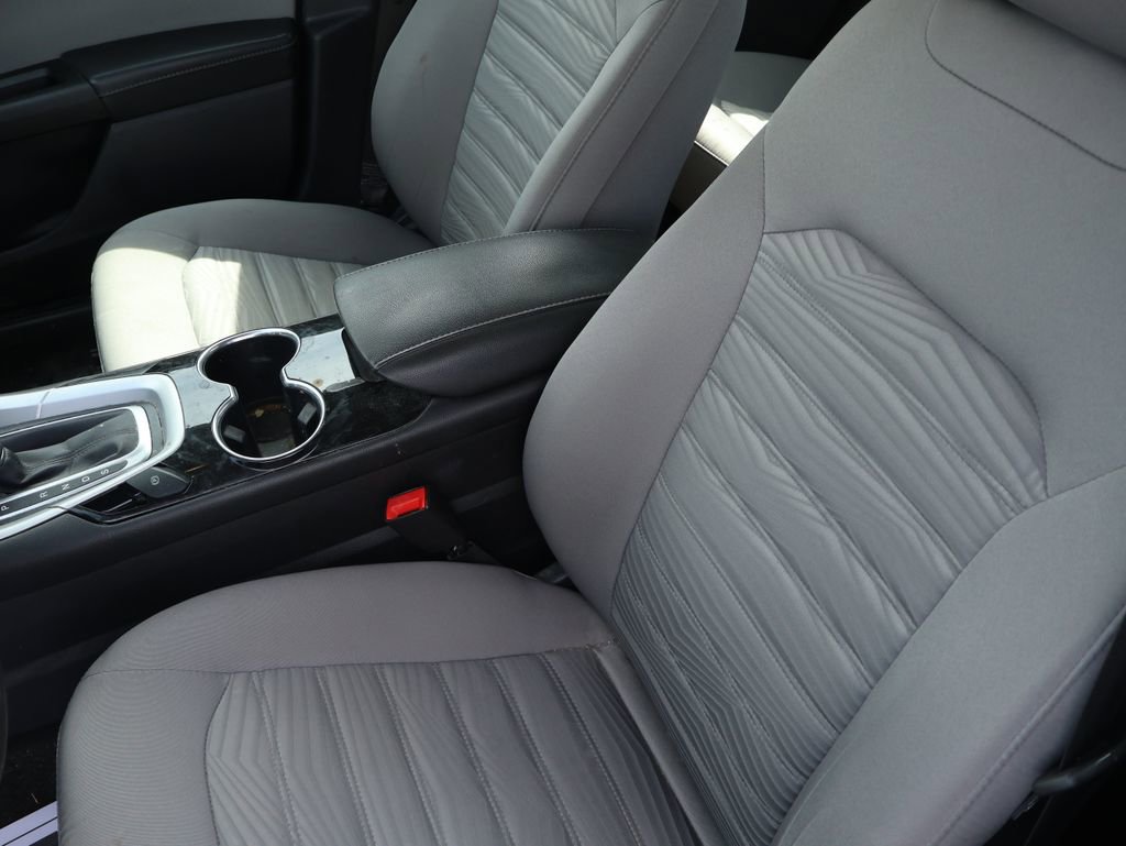 Used 2016 Ford Fusion S FWD image 15