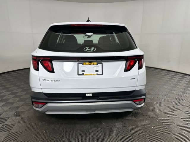 Certified 2025 Hyundai Tucson SE image 4