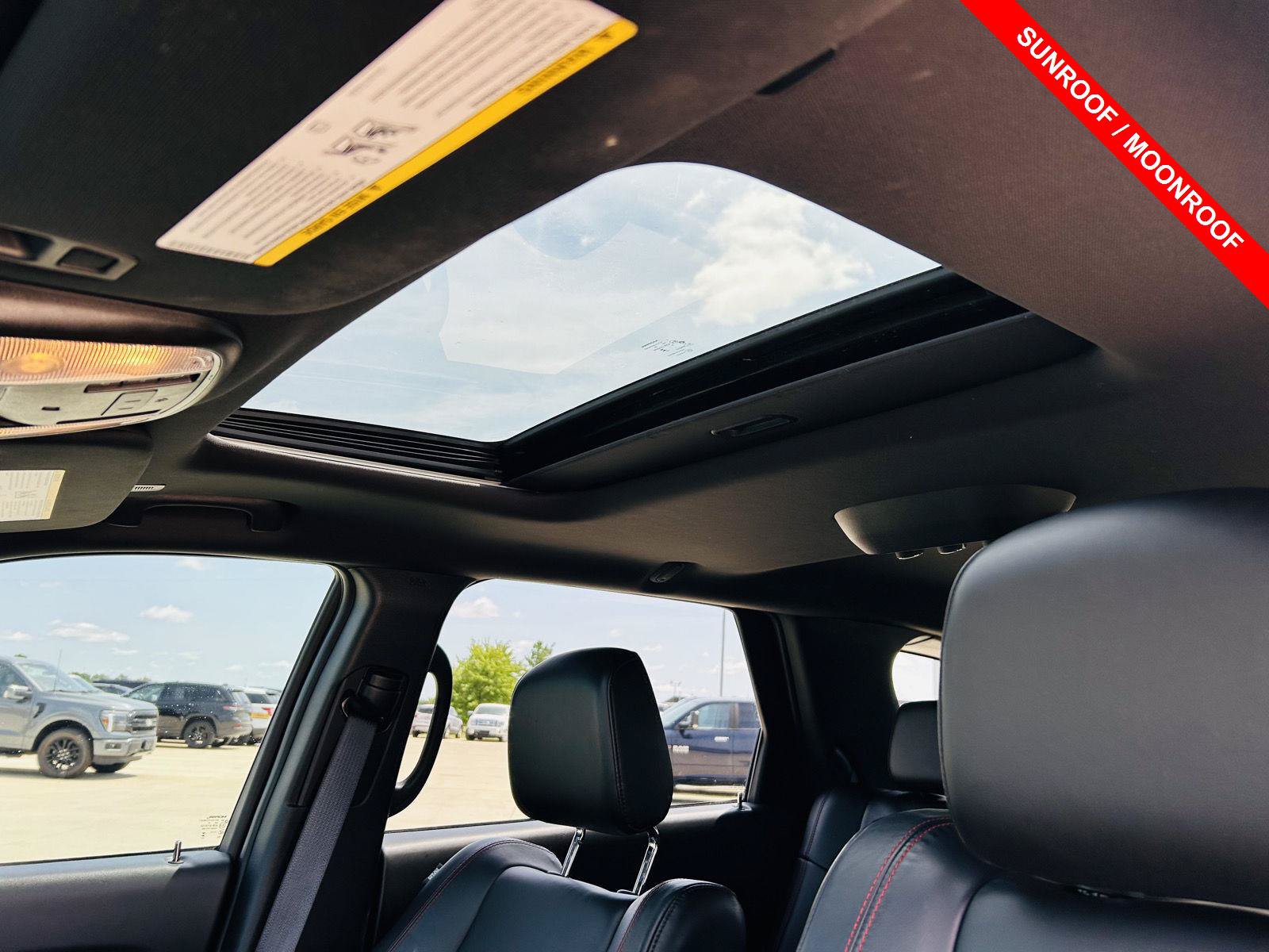 Used 2023 Dodge Durango GT AWD/4WD image 4