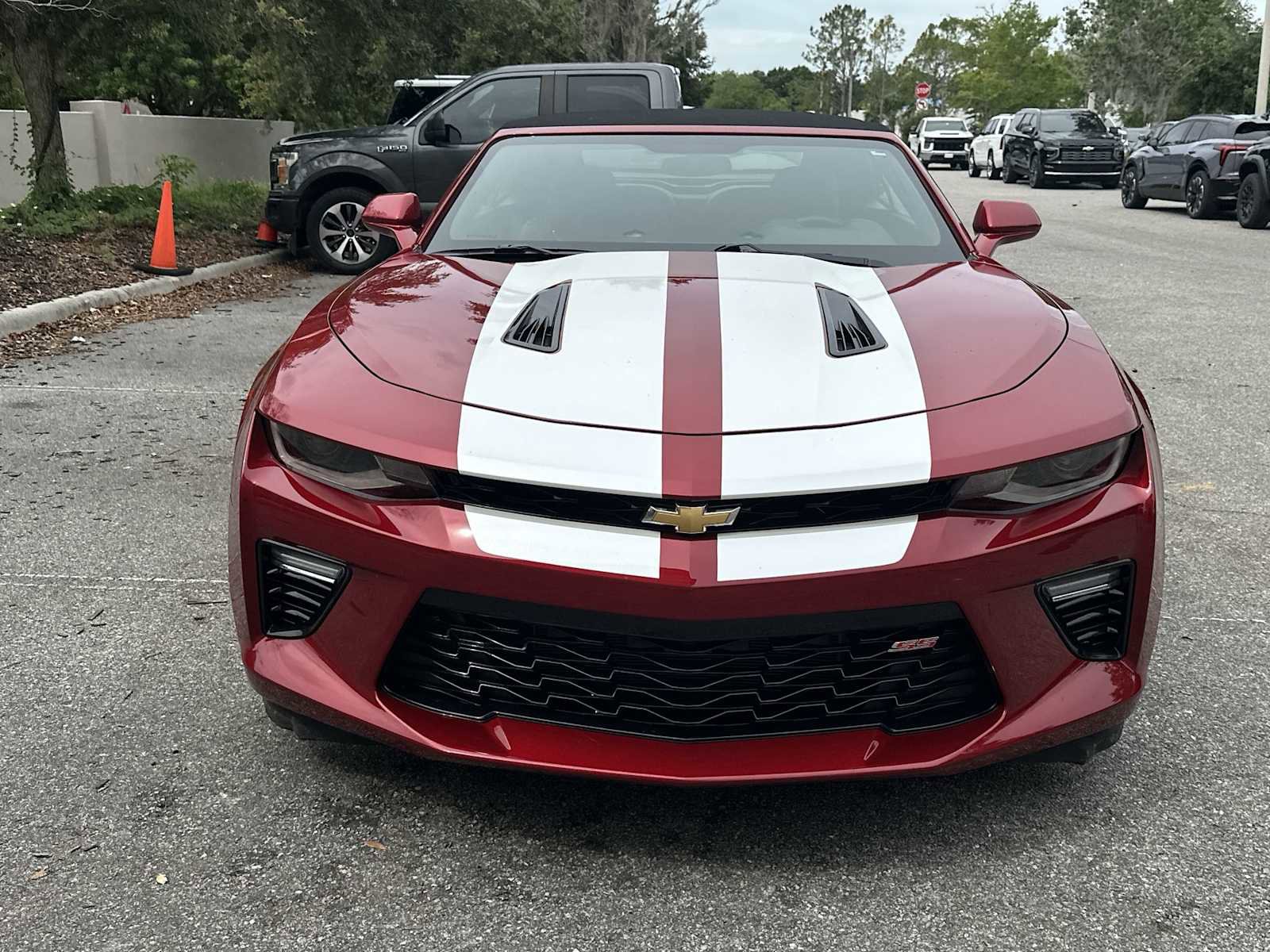 Used 2018 Chevrolet Camaro SS RWD image 9