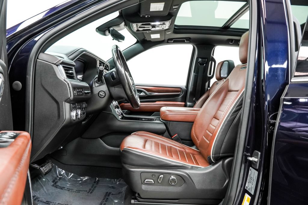 Used 2023 GMC Yukon Denali Ultimate AWD/4WD image 18