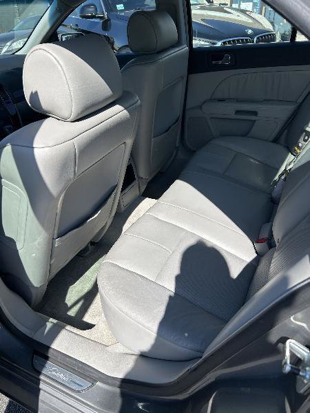 Used 2005 Cadillac STS V8 w/ Preferred Equipment Group RWD image 10