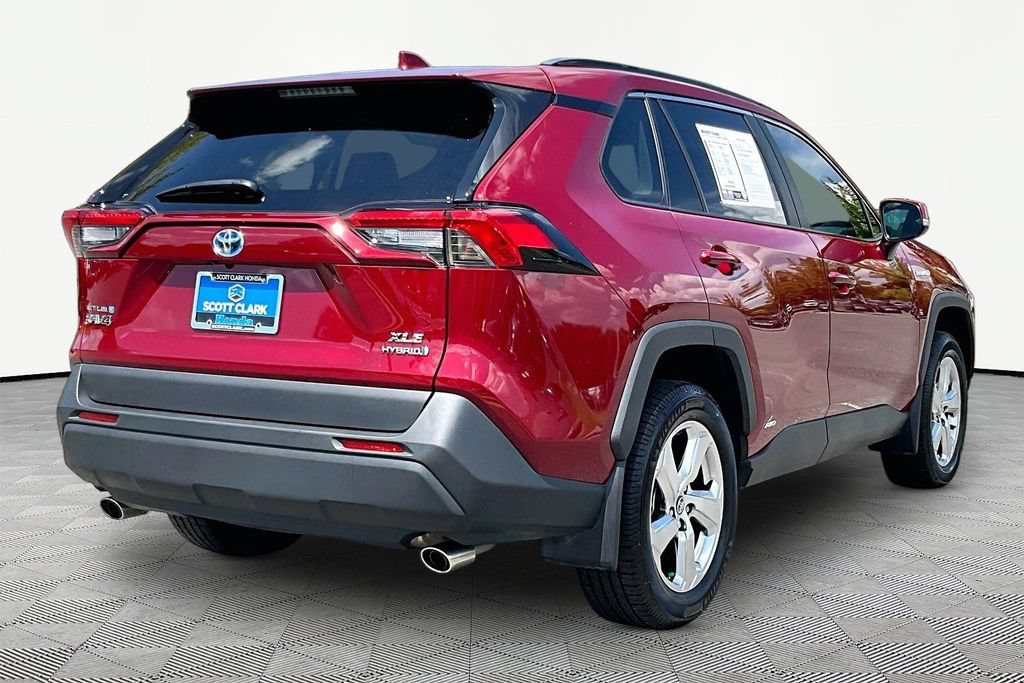 Used 2021 Toyota RAV4 XLE Premium AWD/4WD image 6