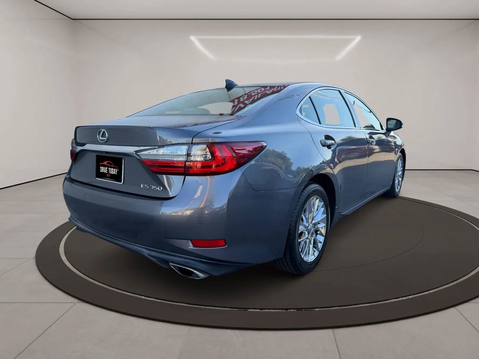 Used 2018 Lexus ES 350 w/ Navigation System Package image 5