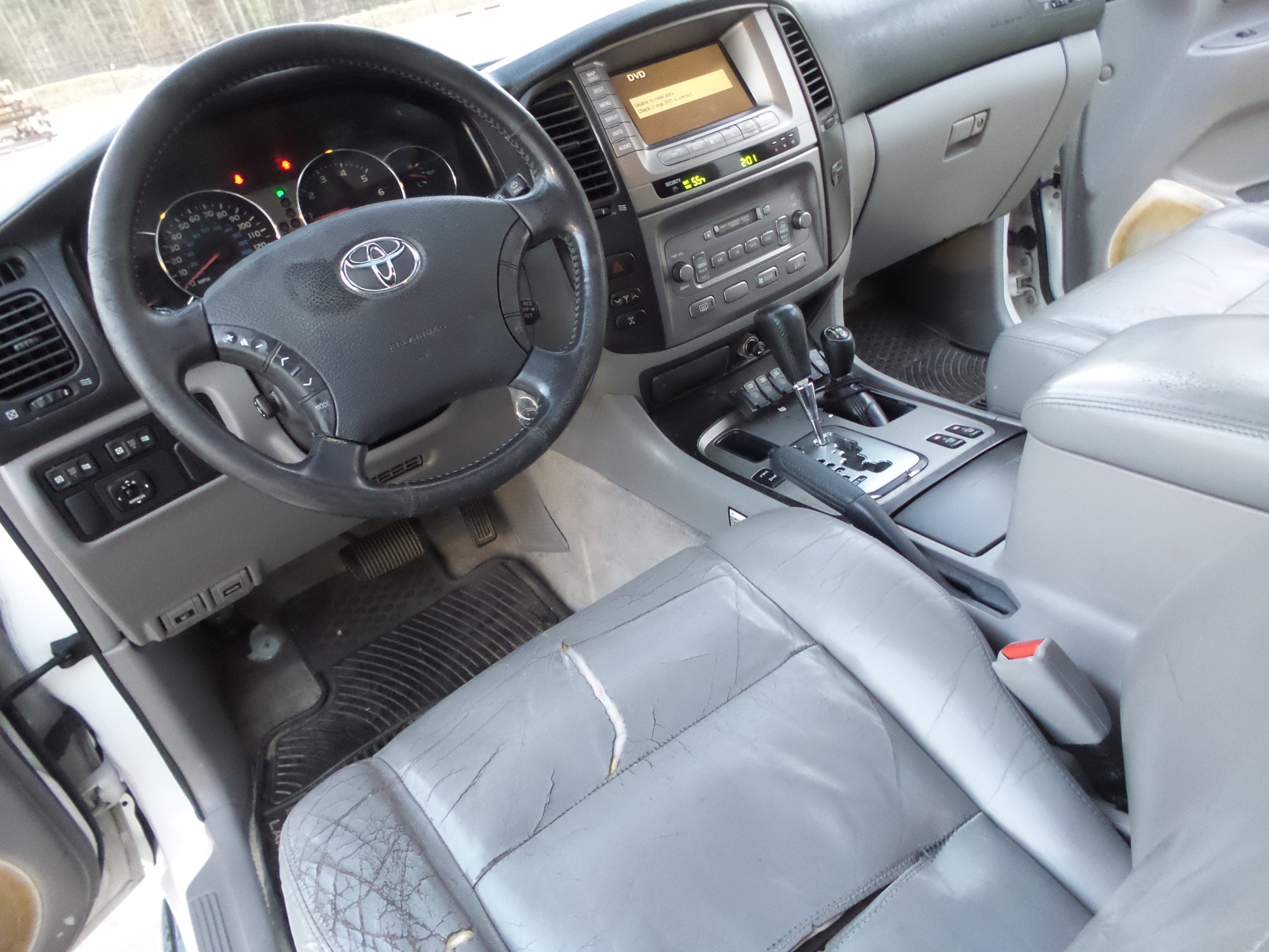 Used 2003 Toyota Land Cruiser AWD/4WD image 35
