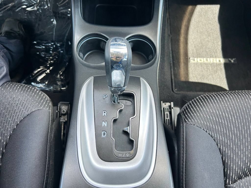 Used 2015 Dodge Journey SXT w/ Flexible Seating Group FWD image 25
