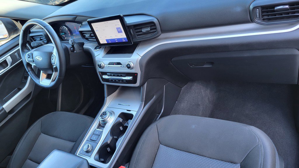 Used 2022 Ford Explorer XLT image 20