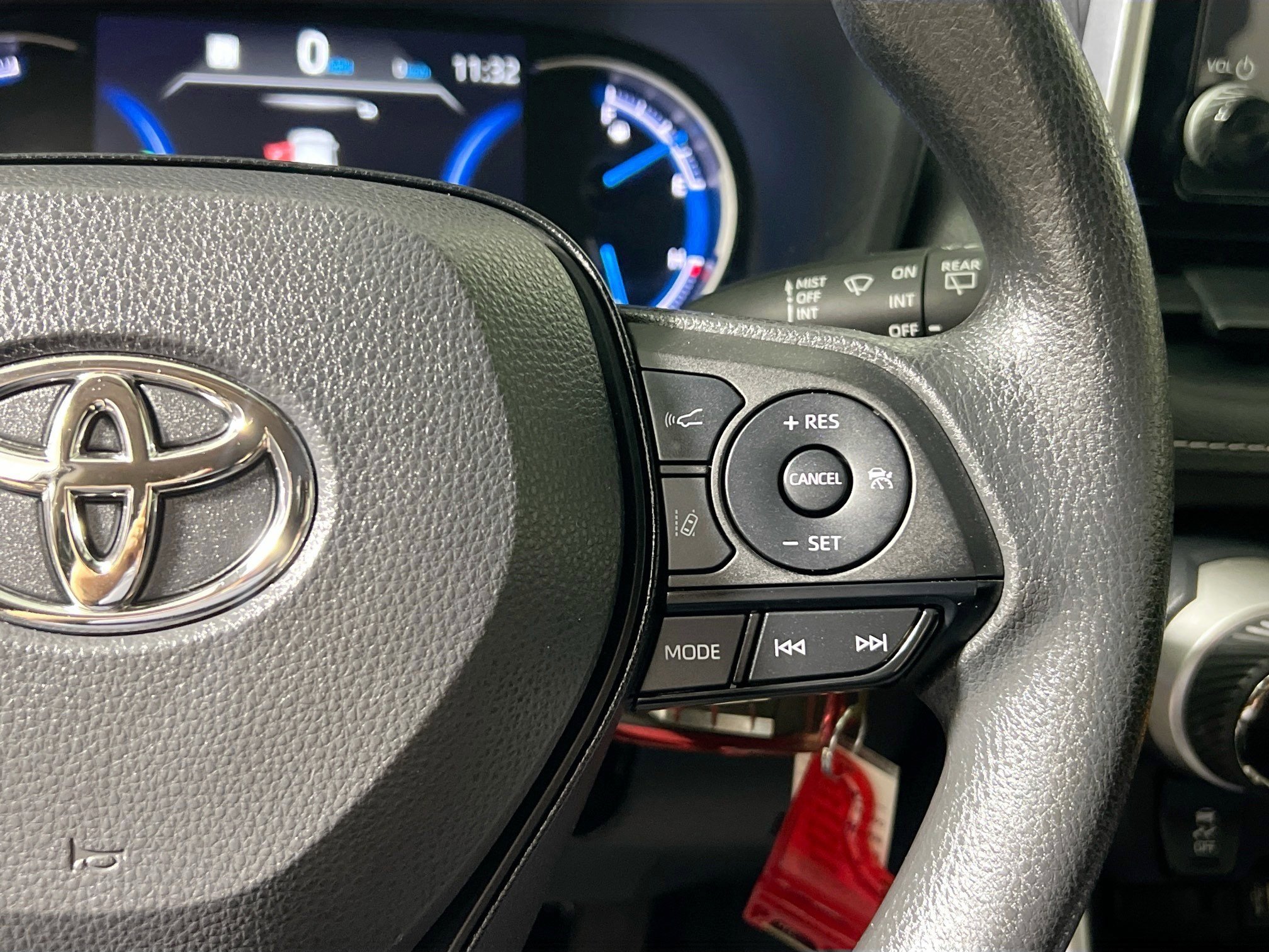 Used 2024 Toyota RAV4 LE image 19