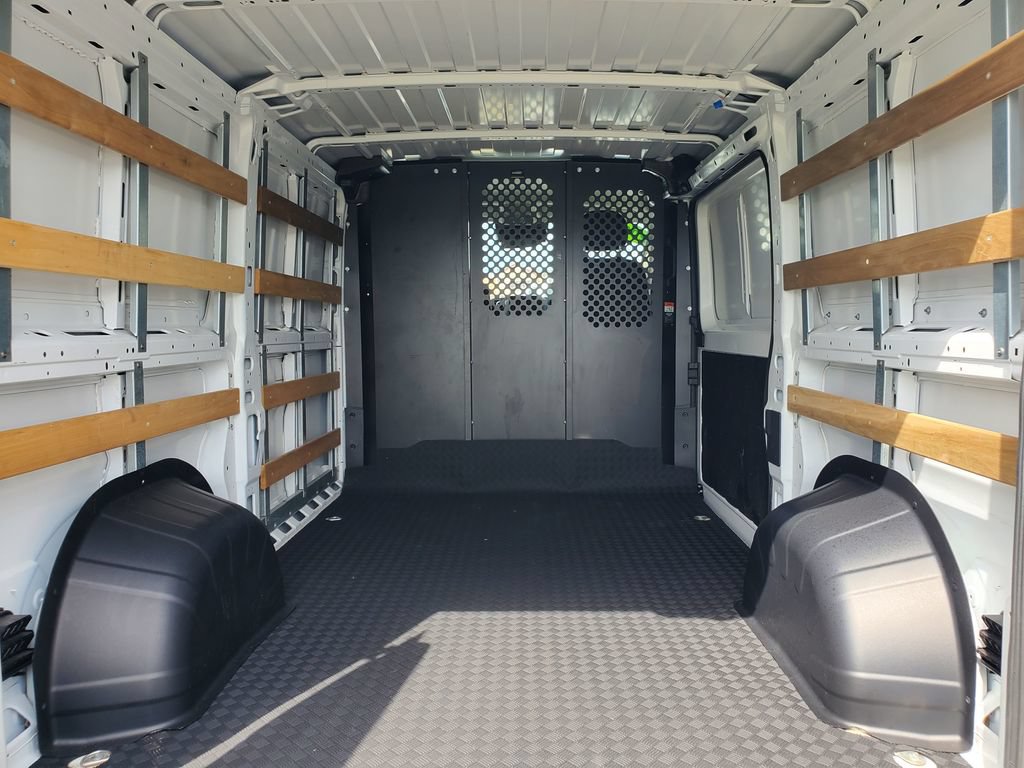 Used 2025 RAM ProMaster 2500 w/ U-Haul Equipment Group FWD image 6