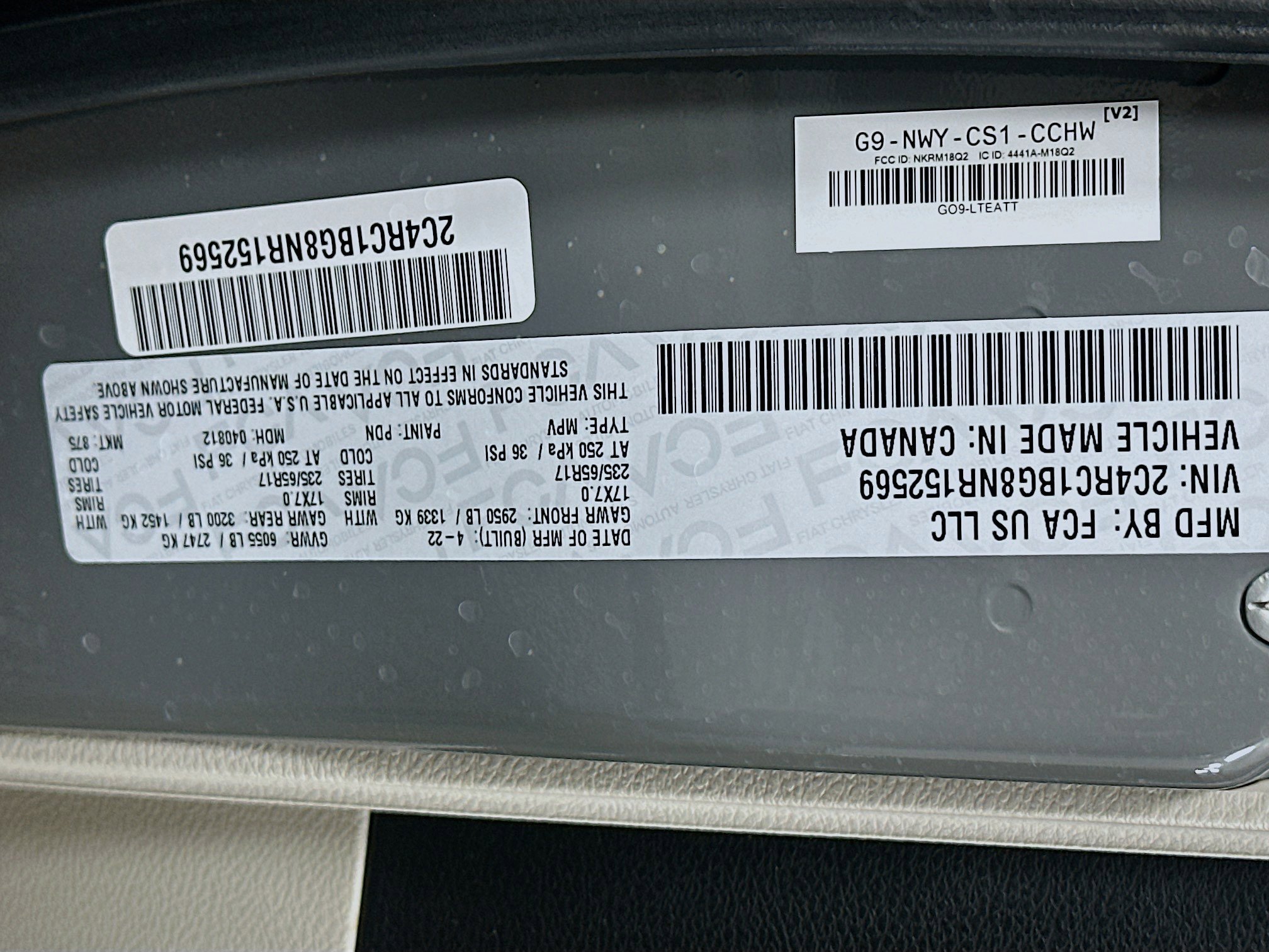 Used 2022 Chrysler Pacifica Touring-L w/ Uconnect Theater Family Group image 12