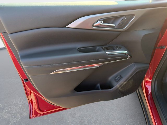 New 2027 Chevrolet Traverse LT w/ Driver Confidence Package FWD image 18